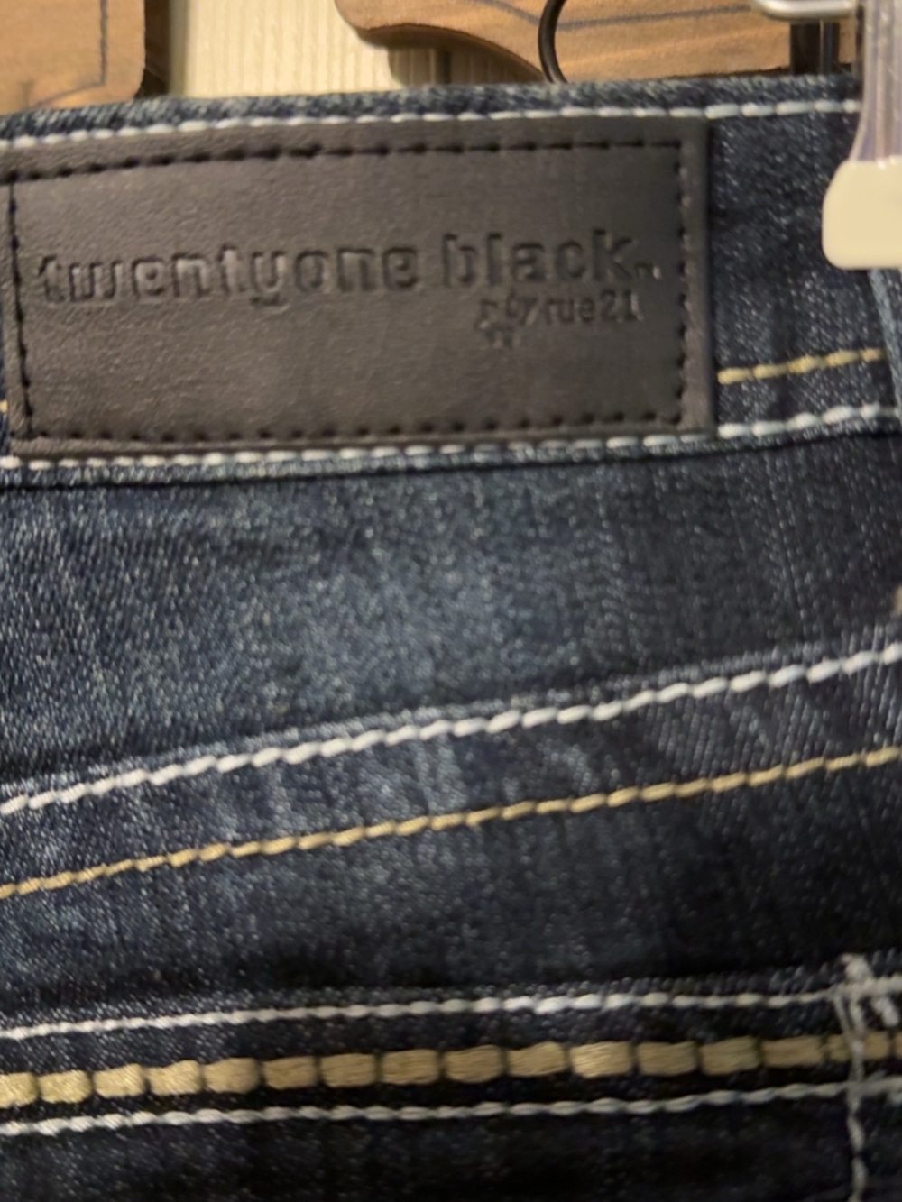 Forever 21 Dark Indigo Men’s Jeans with Contrast Stitching